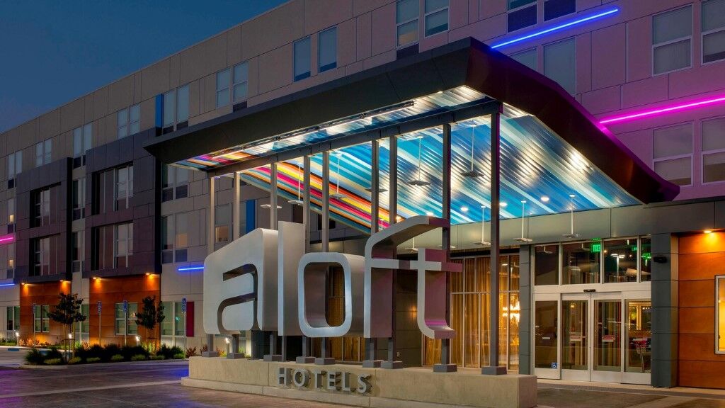 Готель Aloft Queretaro El Salitre Екстер'єр фото
